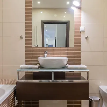 Old Town Center - Verasol 2 *