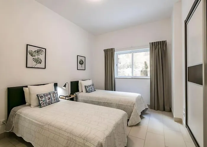 Old Town Center - Verasol 2 *